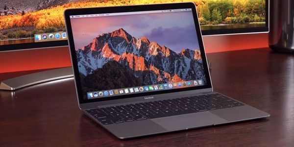 Apple MacBook (2017)