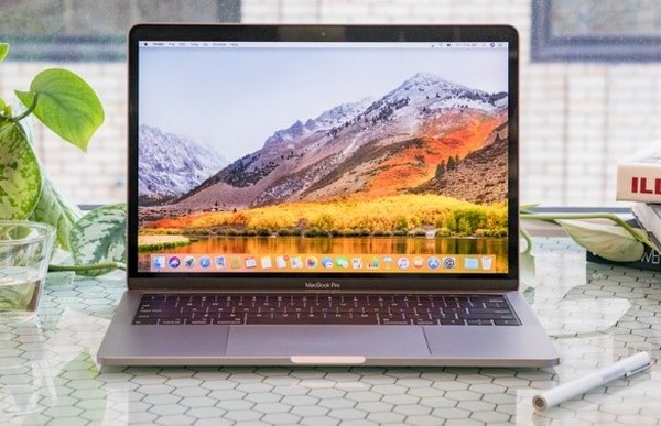 Apple Macbook Pro (2018)