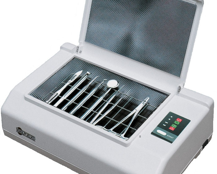 Во время стерилизации инструменты должны быть аккуратно разложены внутри устройства