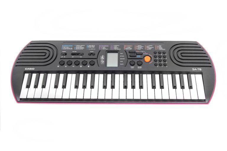 синтезатор casio ct-s1000v. Yamaha digital keyboard psr e253. синтезатор для начинающих с хорошим звуком. синтезатор для начинающих с хорошим звуком. ямаха пср 463.