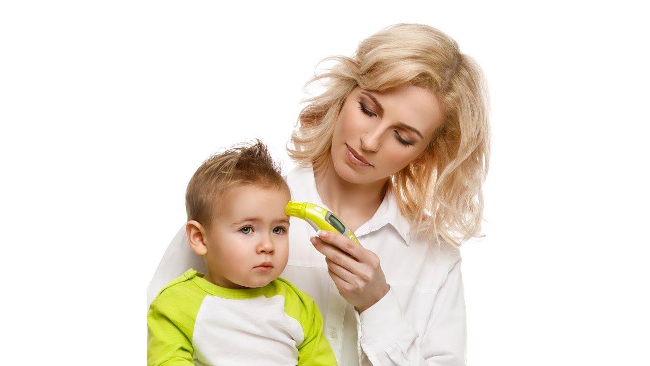 ИК-термометром удобно мерить температуру ребенку