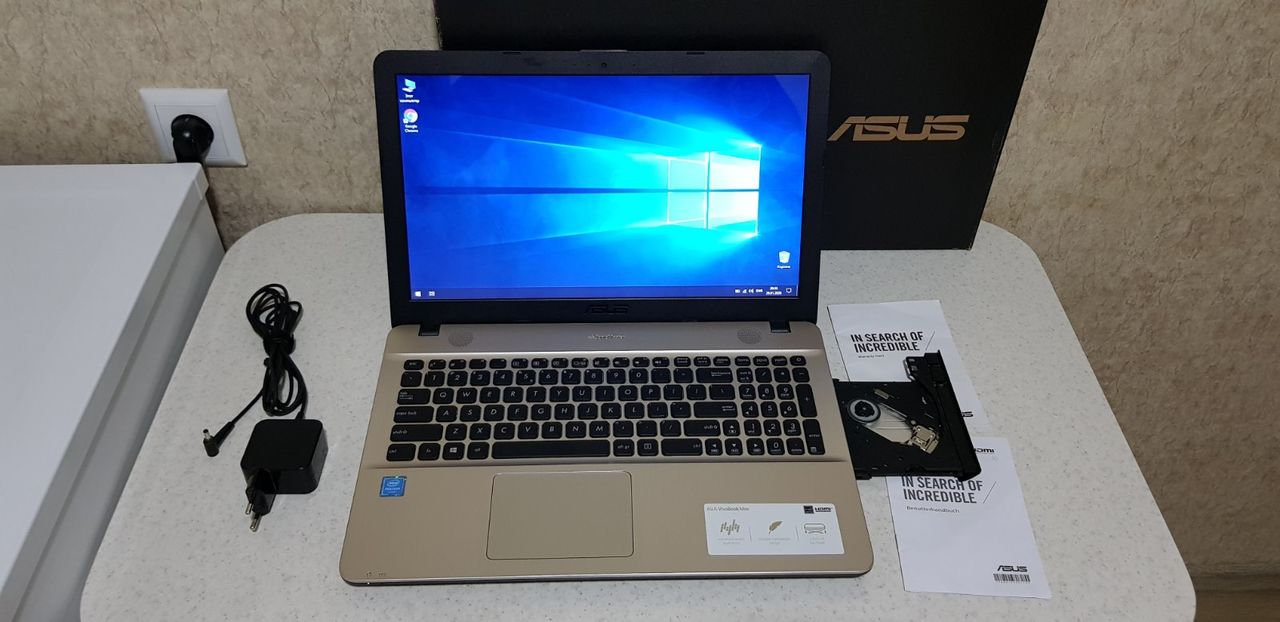 Ноутбук ASUS X541NA с Intel Pentium N4200