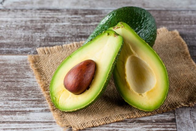 Масло авокадо способствует питанию и укреплению сердечной мышцы